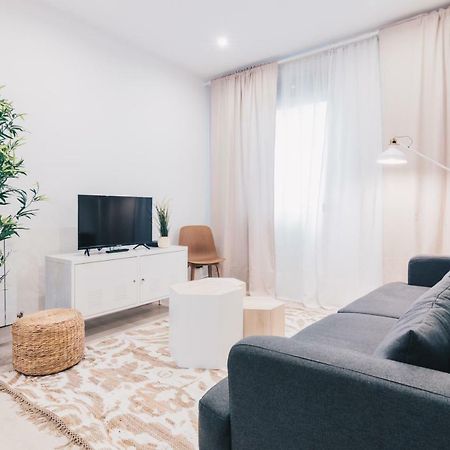 Altair Apartment By People Rentals Bilbao Bagian luar foto
