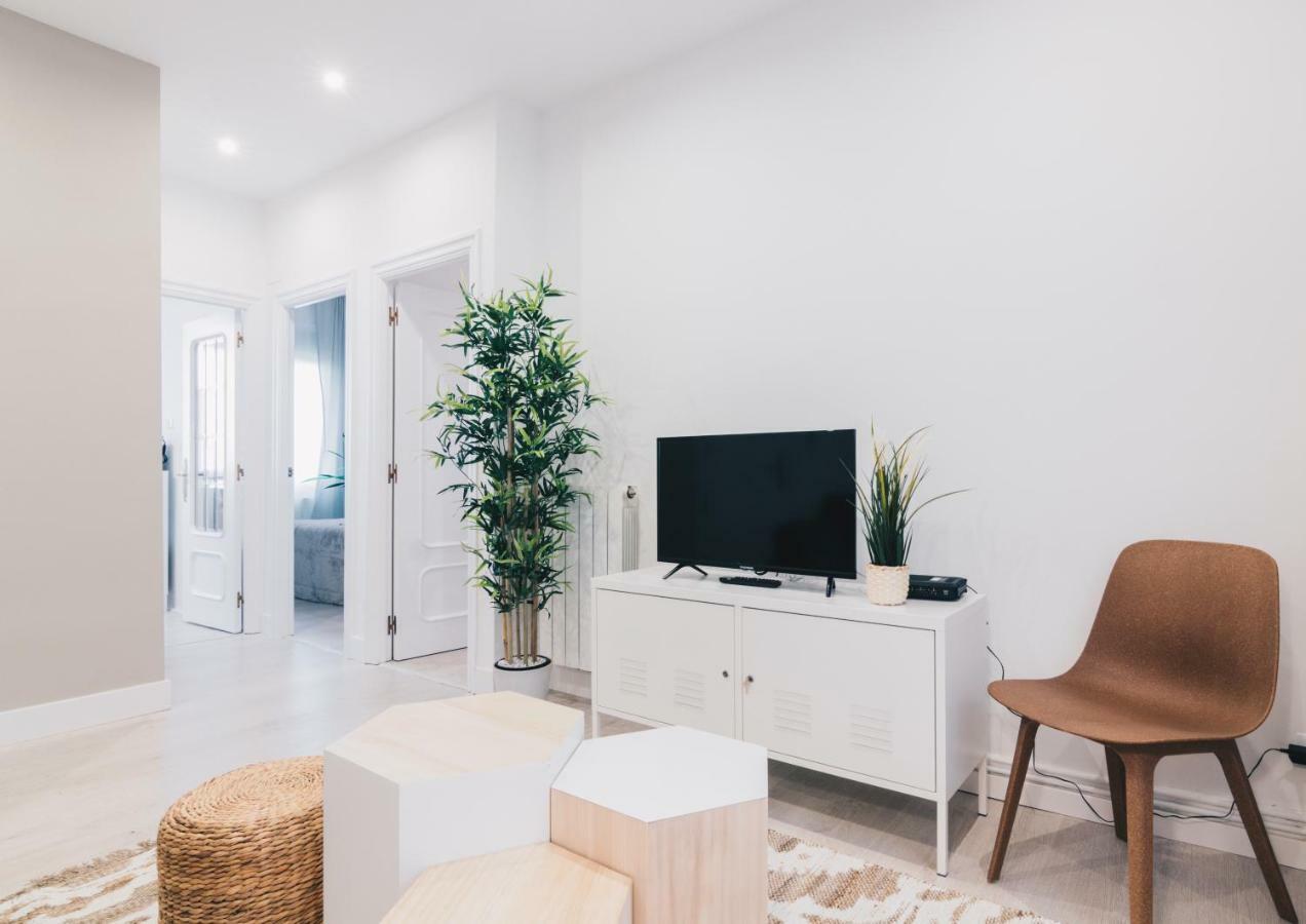 Altair Apartment By People Rentals Bilbao Bagian luar foto