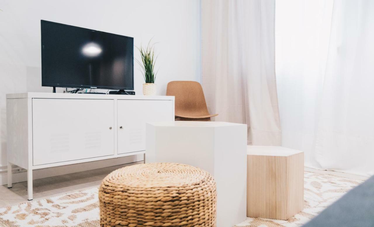 Altair Apartment By People Rentals Bilbao Bagian luar foto